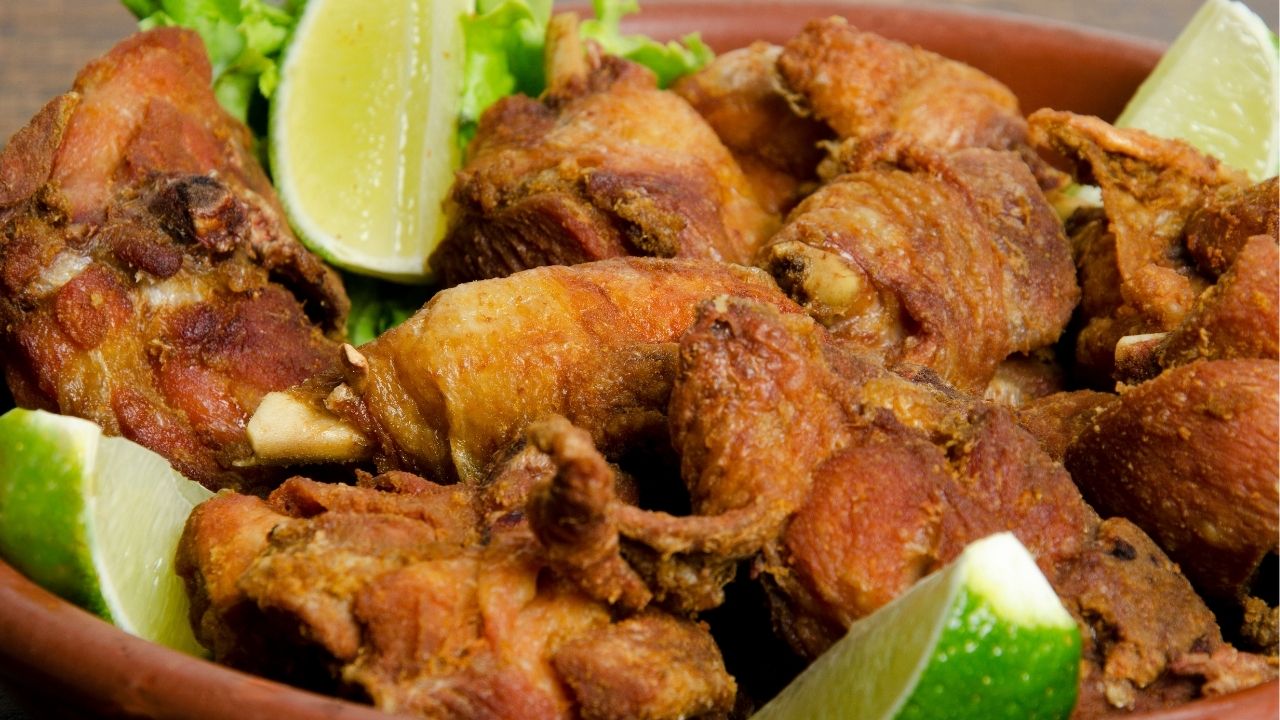 Porção de Frango a Passarinho